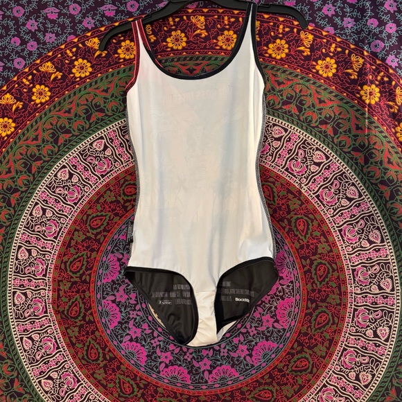 Blackmilk Clothing- Hot Boss Inferno Swim- Size Small- Long Torso- BNWT - Picture 5 of 10